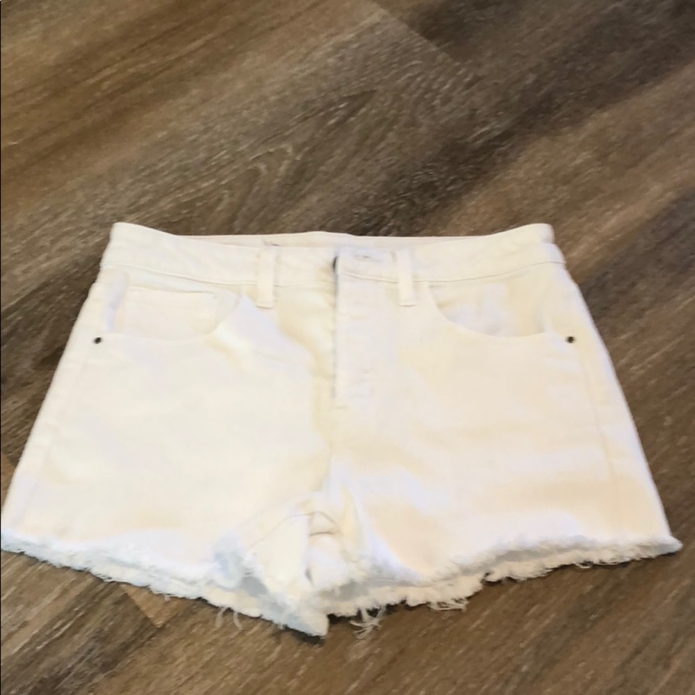 Treasure & bound size 26 white shorts